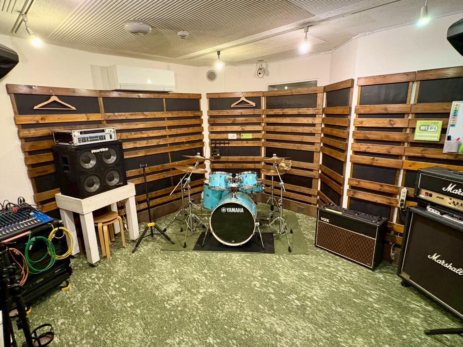 4 photo